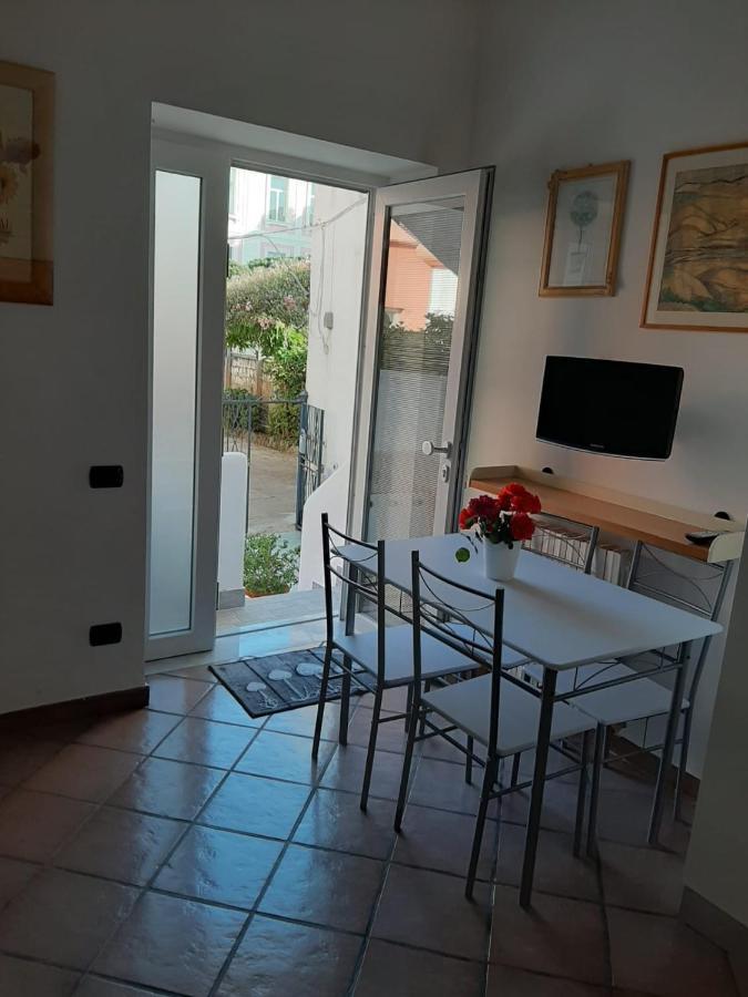 Il Glicine - Casa Vacanza Apartamento Procida Exterior foto